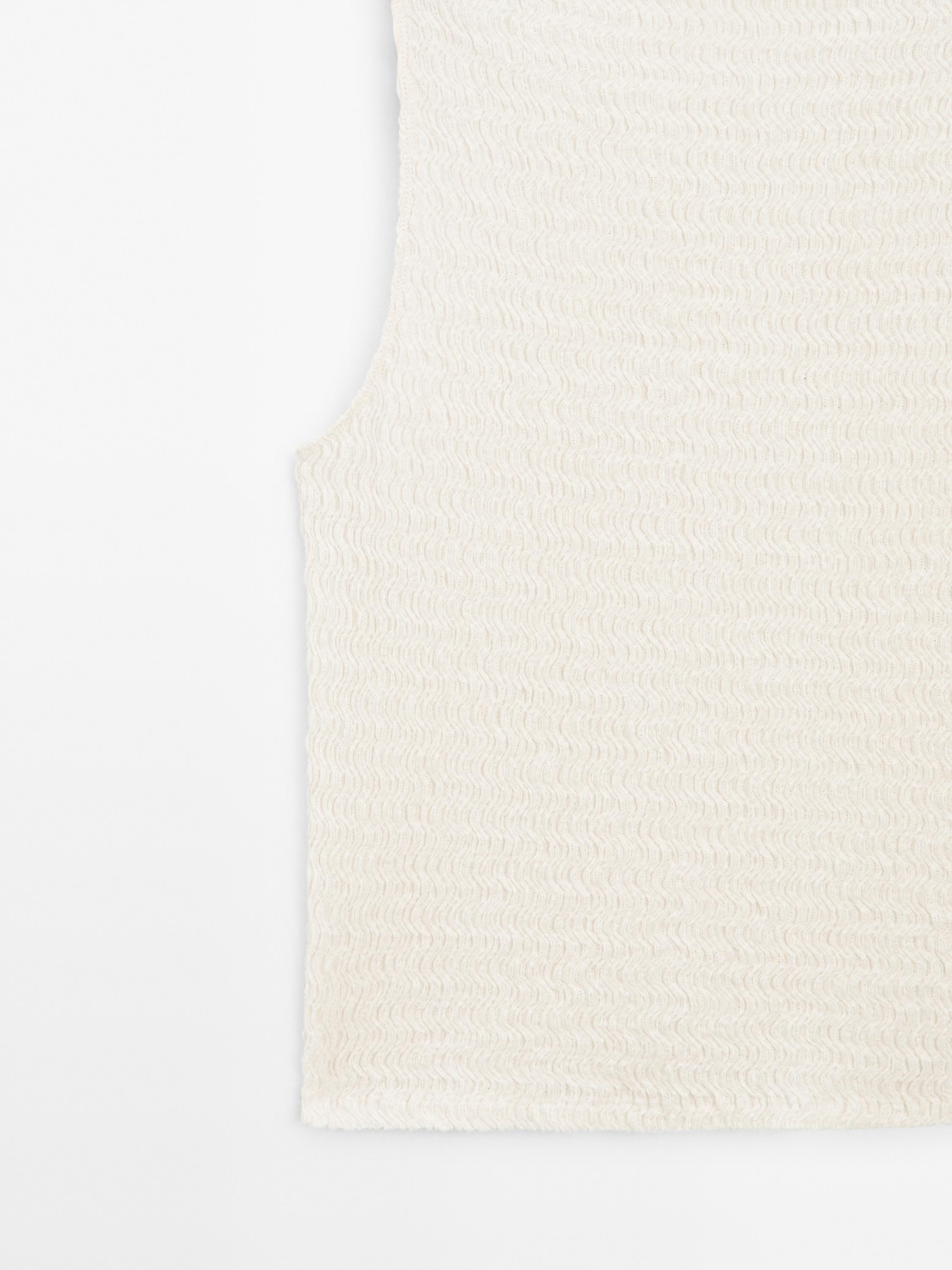 Textured cotton blend top